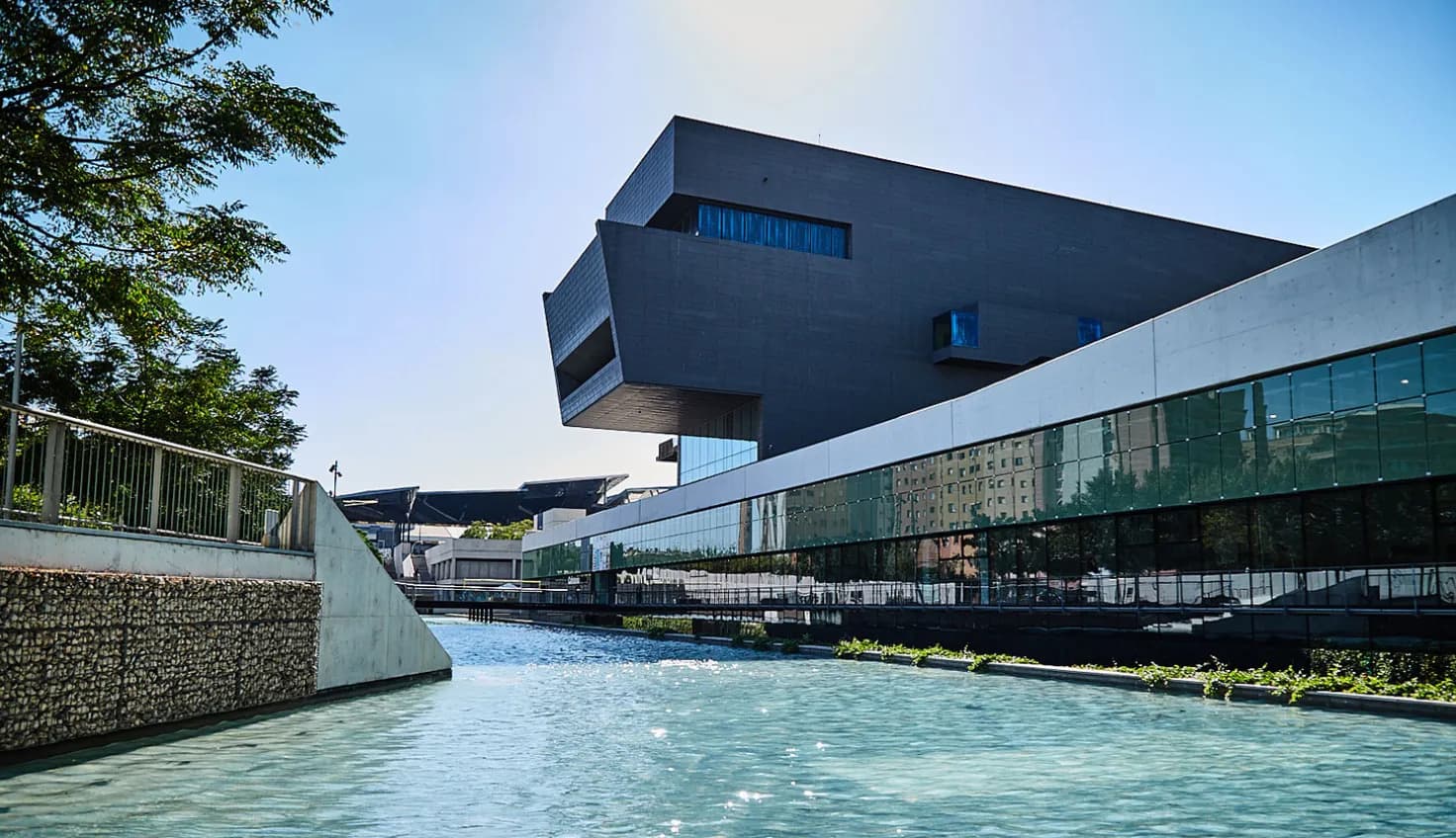 Disseny Hub (DHub)
